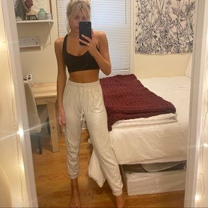 Aritzia boyfriend sweatpants